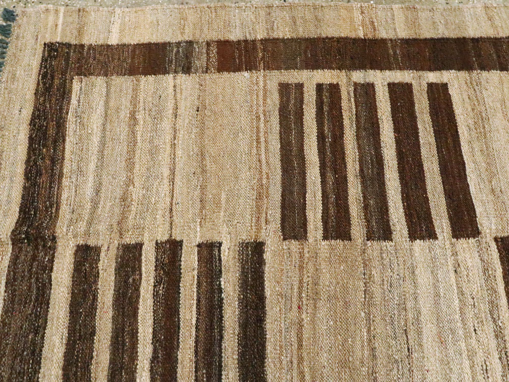 Vintage Turkish Kilim, No.17854 - Galerie Shabab