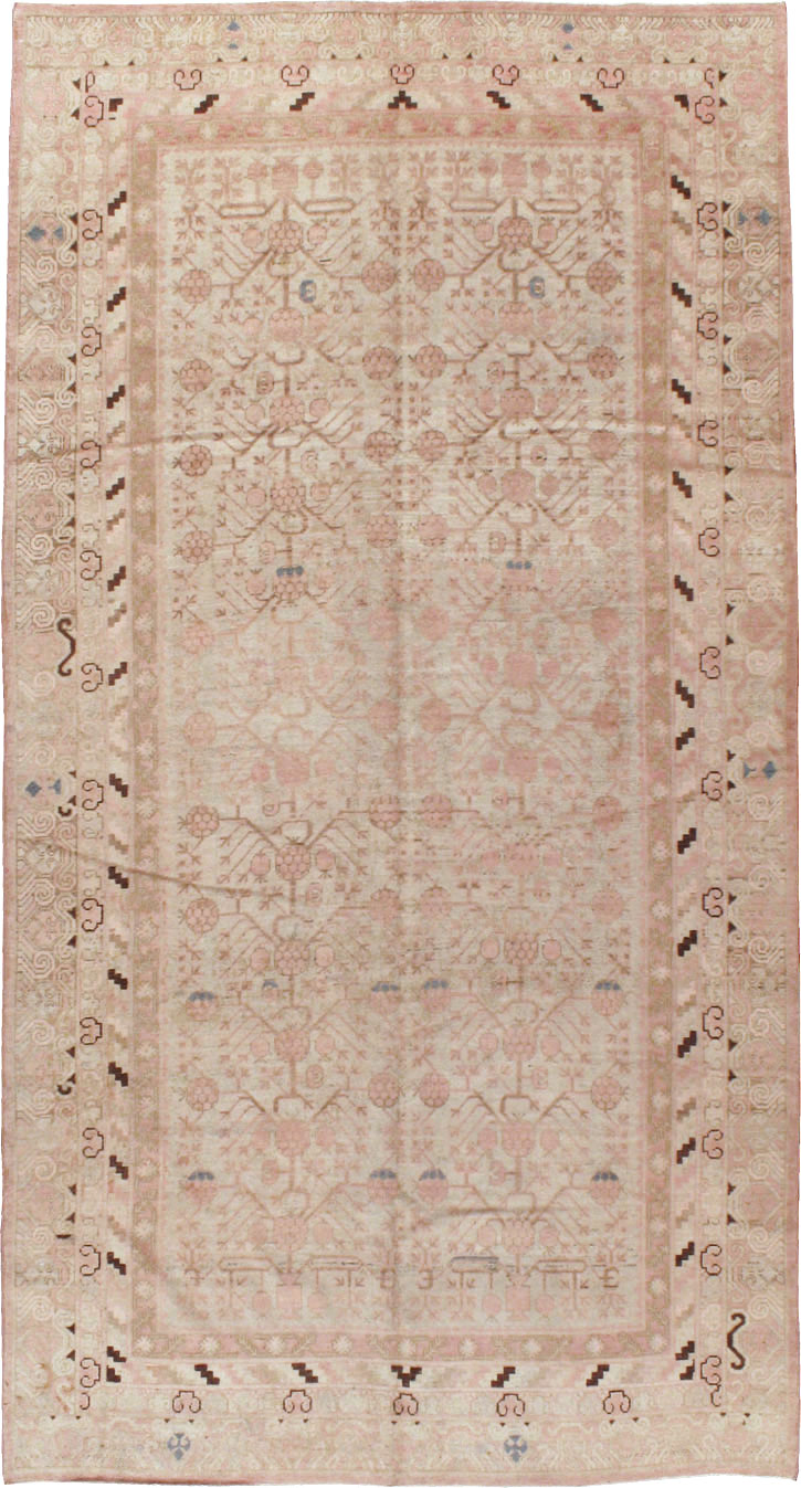 Vintage East Turkestan Khotan Carpet, No.17858 - Galerie Shabab