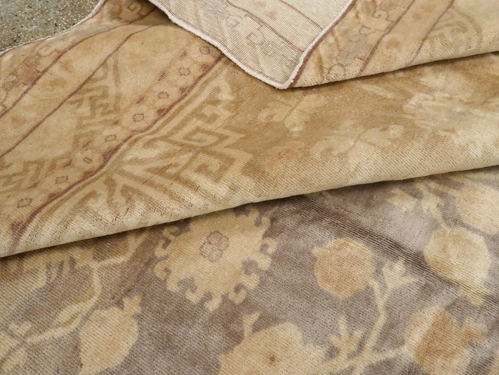 Vintage East Turkestan Khotan Carpet, No.17859 - Galerie Shabab