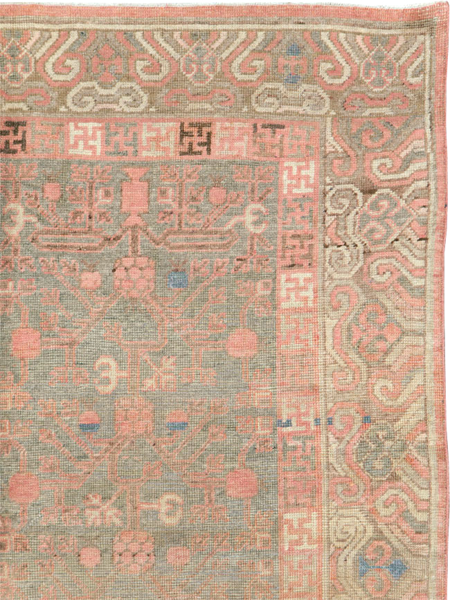 Vintage East Turkestan Khotan Carpet, No.17860 - Galerie Shabab