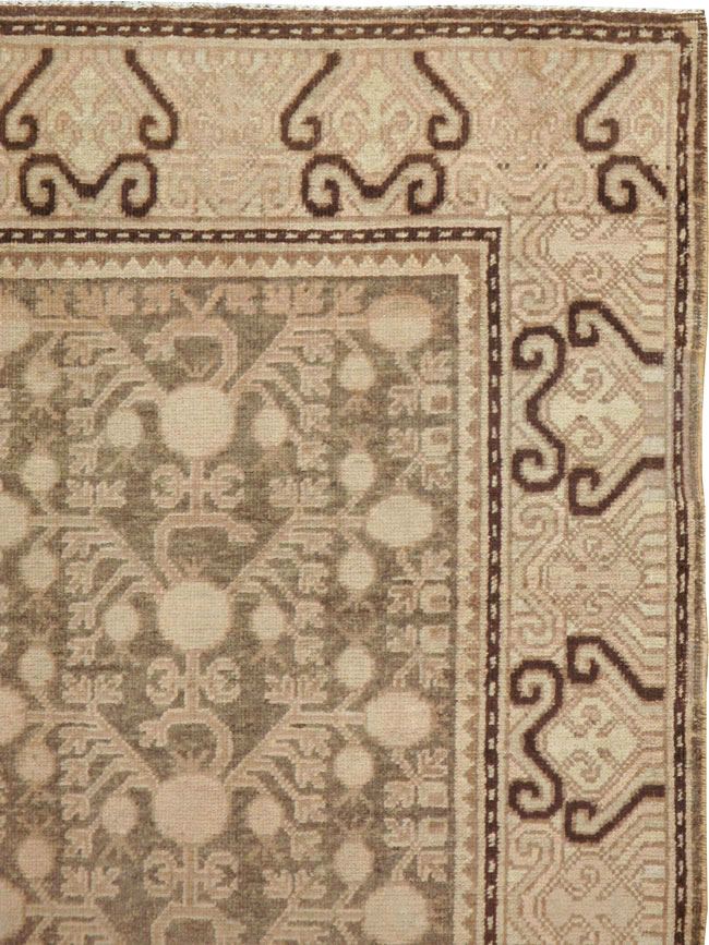 Antique East Turkestan Khotan Carpet, No.17862 - Galerie Shabab