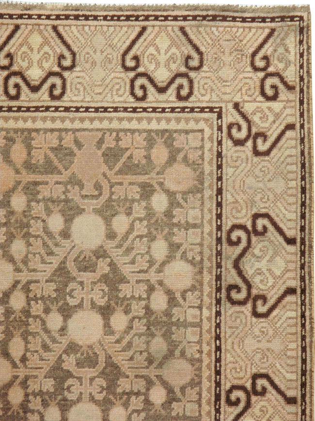 Antique East Turkestan Khotan Carpet, No.17862 - Galerie Shabab