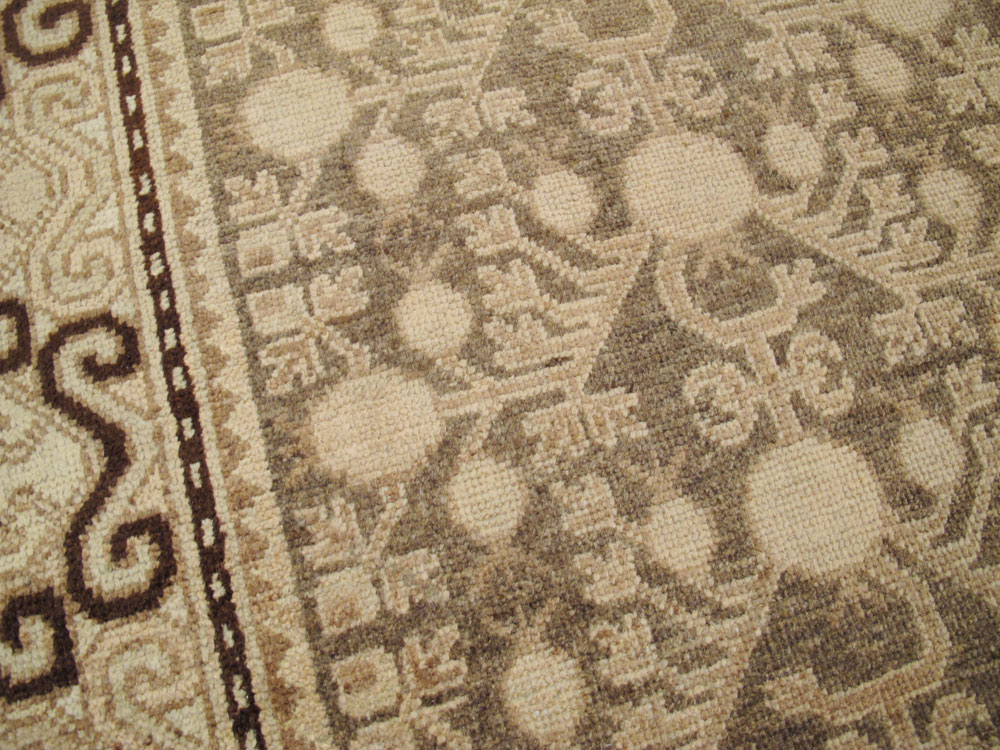 Antique East Turkestan Khotan Carpet, No.17862 - Galerie Shabab