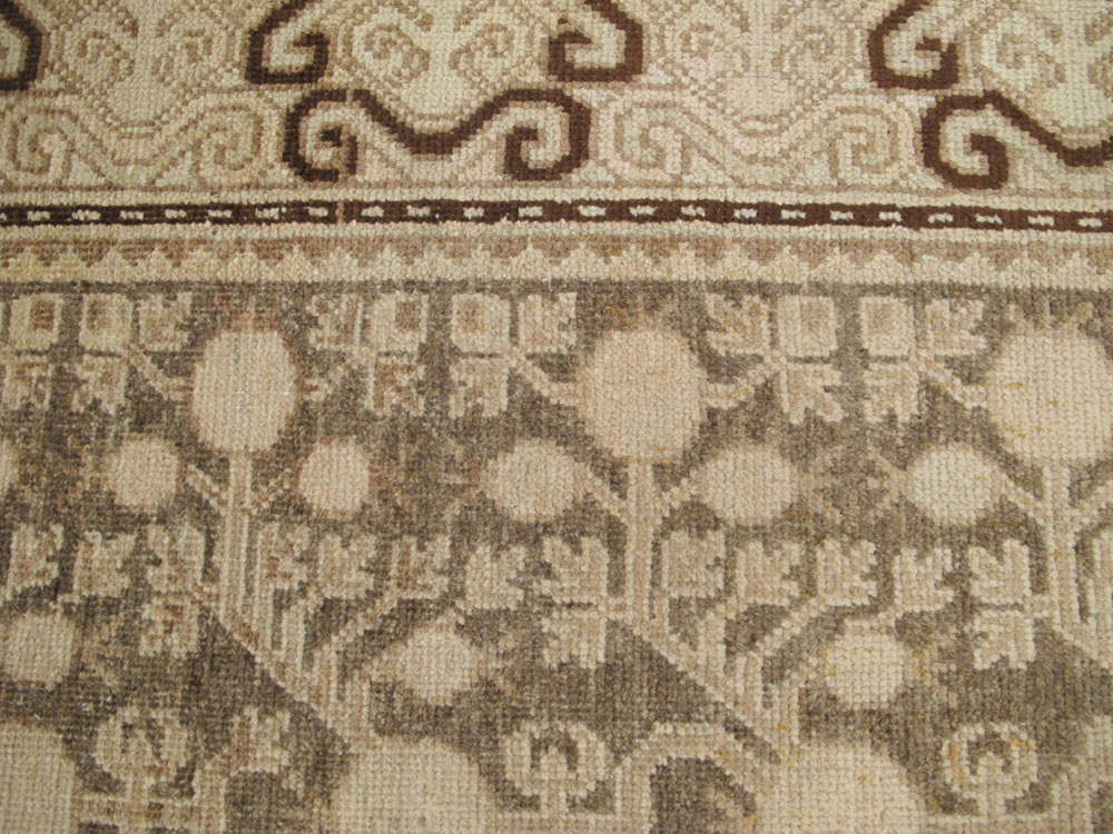 Antique East Turkestan Khotan Carpet, No.17862 - Galerie Shabab