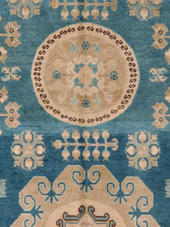 Antique East Turkestan Khotan Carpet, No.17869 - Galerie Shabab