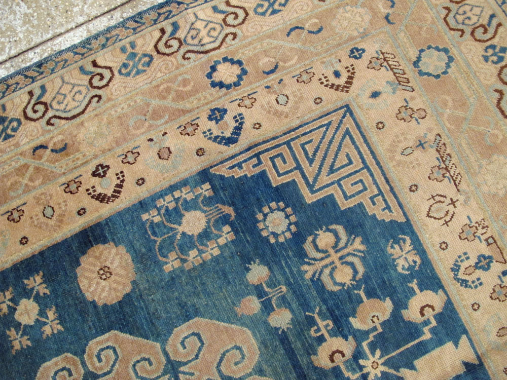 Antique East Turkestan Khotan Carpet, No.17869 - Galerie Shabab