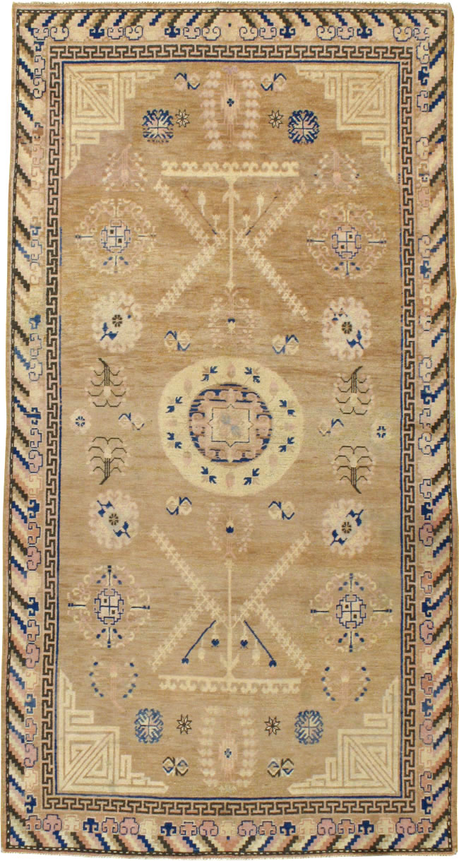 Antique East Turkestan Khotan Carpet, No.17870 - Galerie Shabab