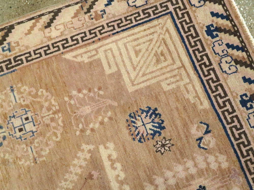 Antique East Turkestan Khotan Carpet, No.17870 - Galerie Shabab