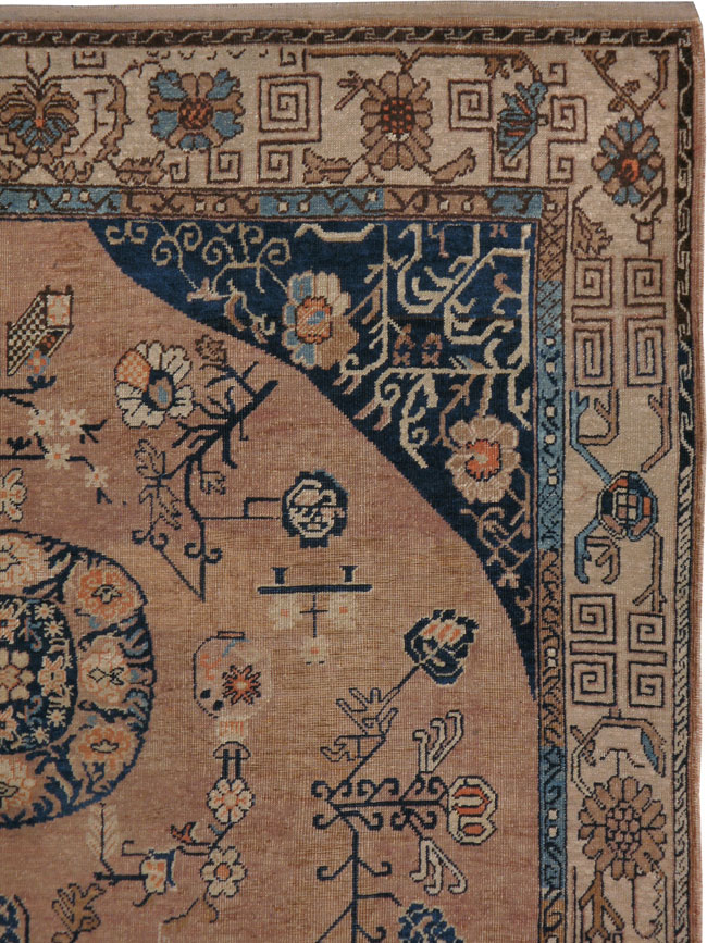 Antique Khotan Carpet, No.17872 - Galerie Shabab