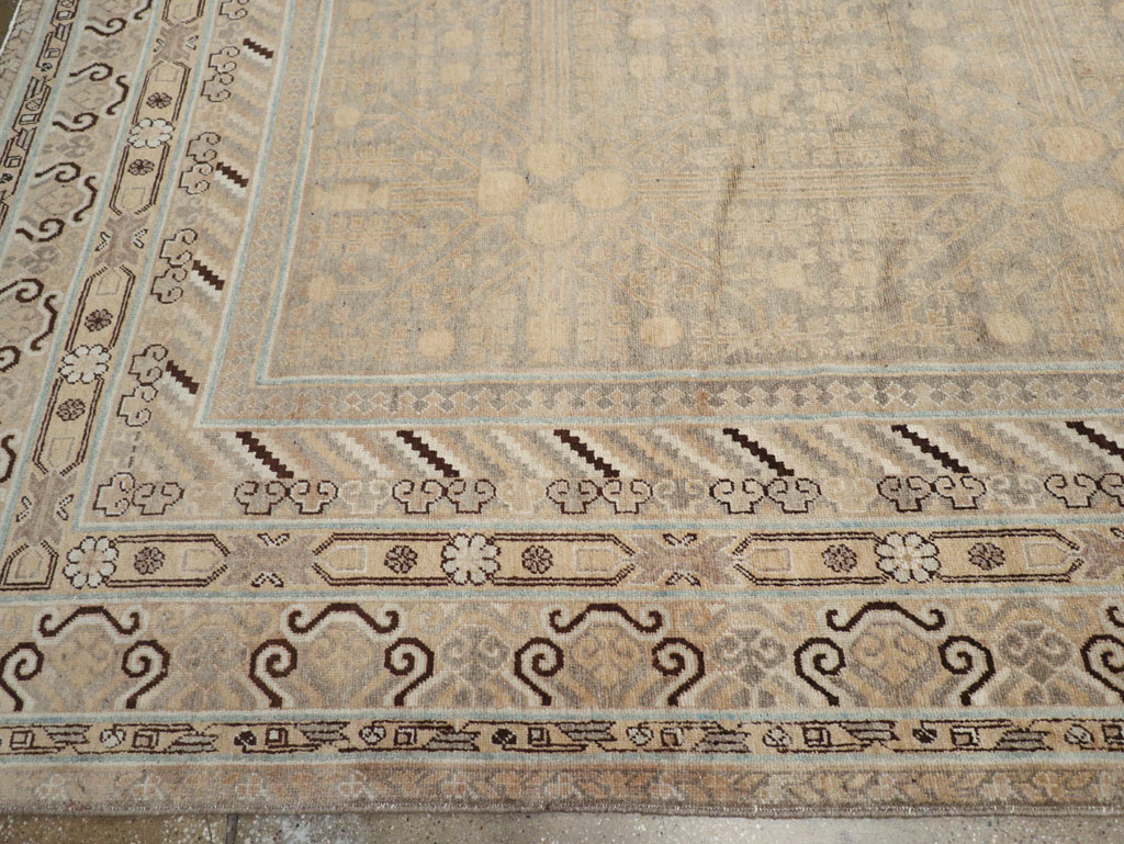 Vintage East Turkestan Khotan Carpet, No.17875 - Galerie Shabab