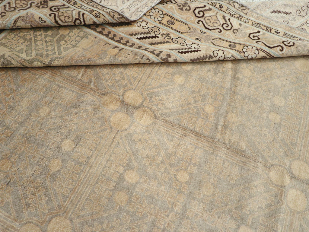 Vintage East Turkestan Khotan Carpet, No.17875 - Galerie Shabab