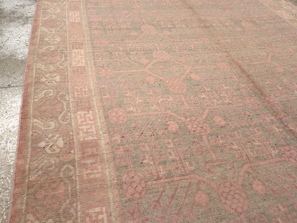 Vintage East Turkestan Khotan Carpet, No.17879 - Galerie Shabab