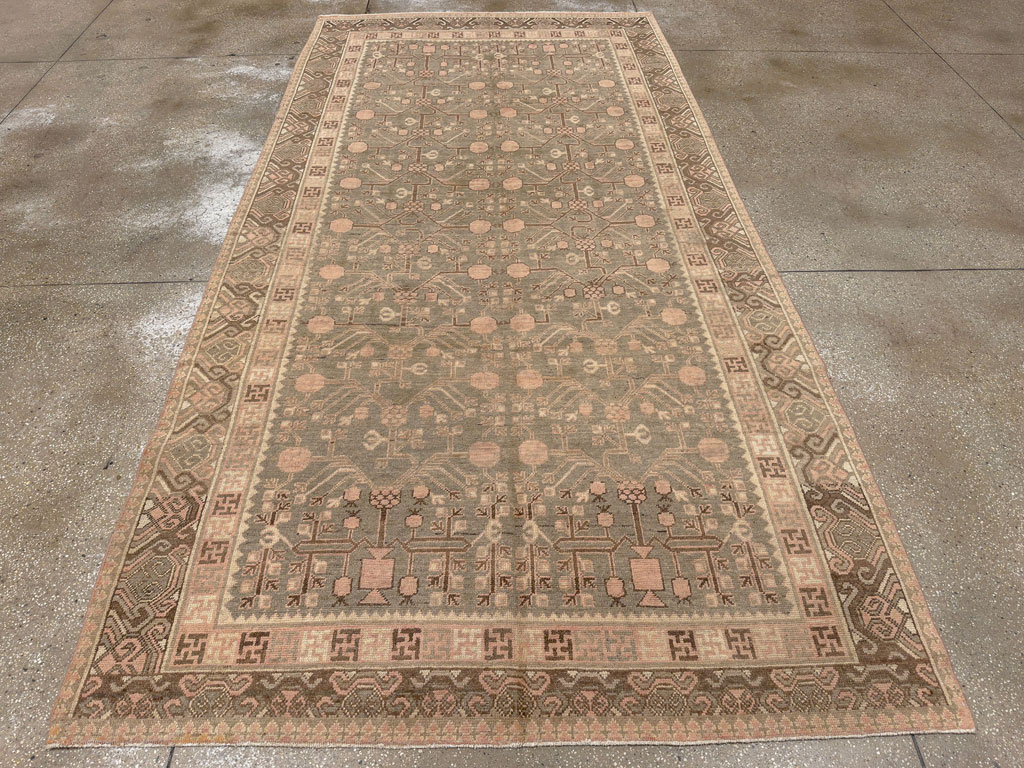 Vintage East Turkestan Khotan Gallery Carpet, No.17880 - Galerie Shabab