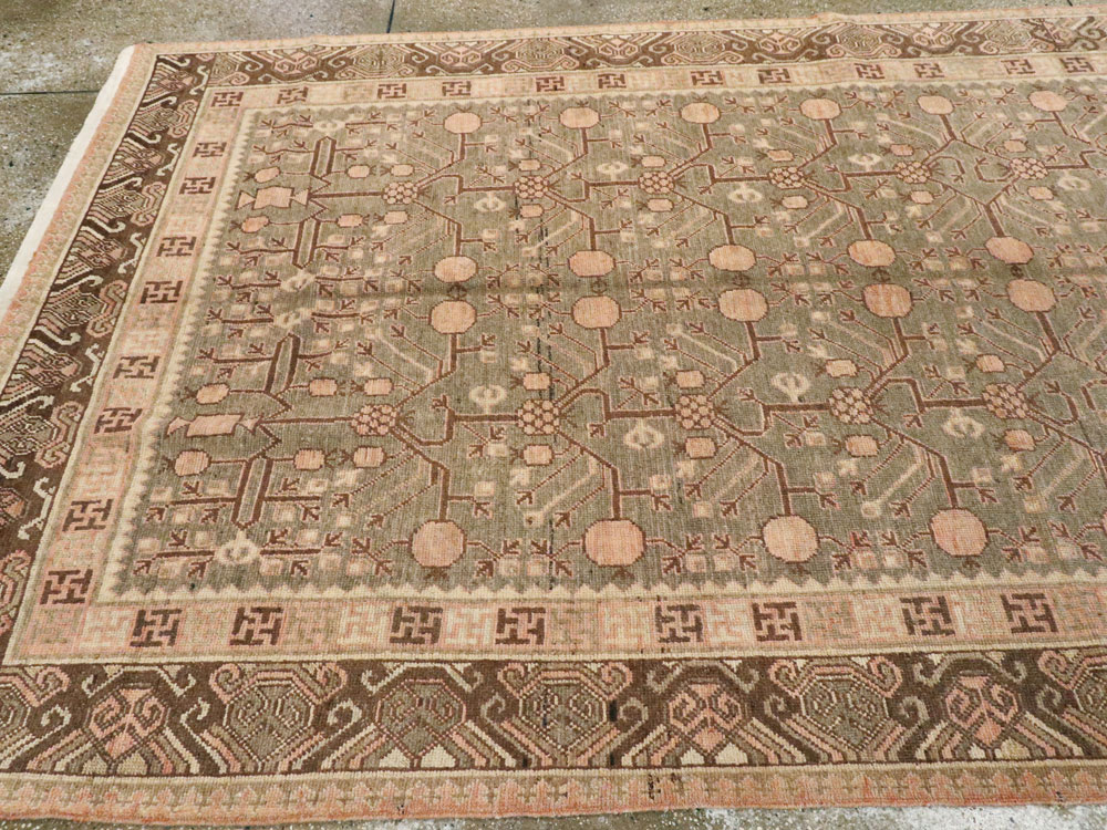 Vintage East Turkestan Khotan Gallery Carpet, No.17880 - Galerie Shabab
