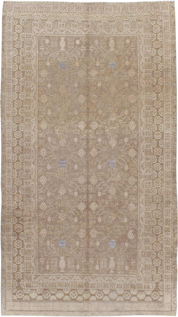 Vintage East Turkestan Khotan Carpet, No.17886 - Galerie Shabab