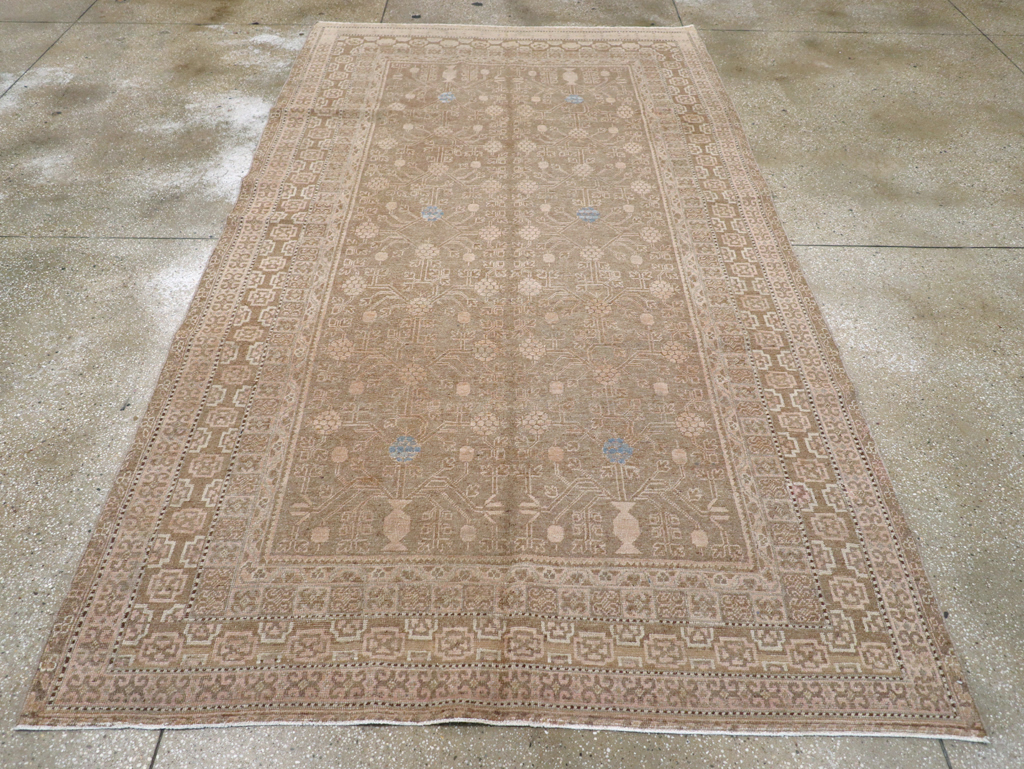 Vintage East Turkestan Khotan Carpet, No.17886 - Galerie Shabab