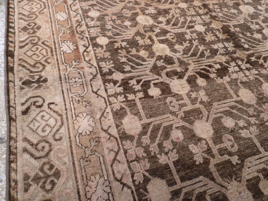 Vintage East Turkestan Khotan Carpet, No.17887 - Galerie Shabab