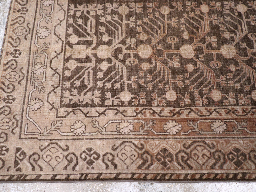 Vintage East Turkestan Khotan Carpet, No.17887 - Galerie Shabab