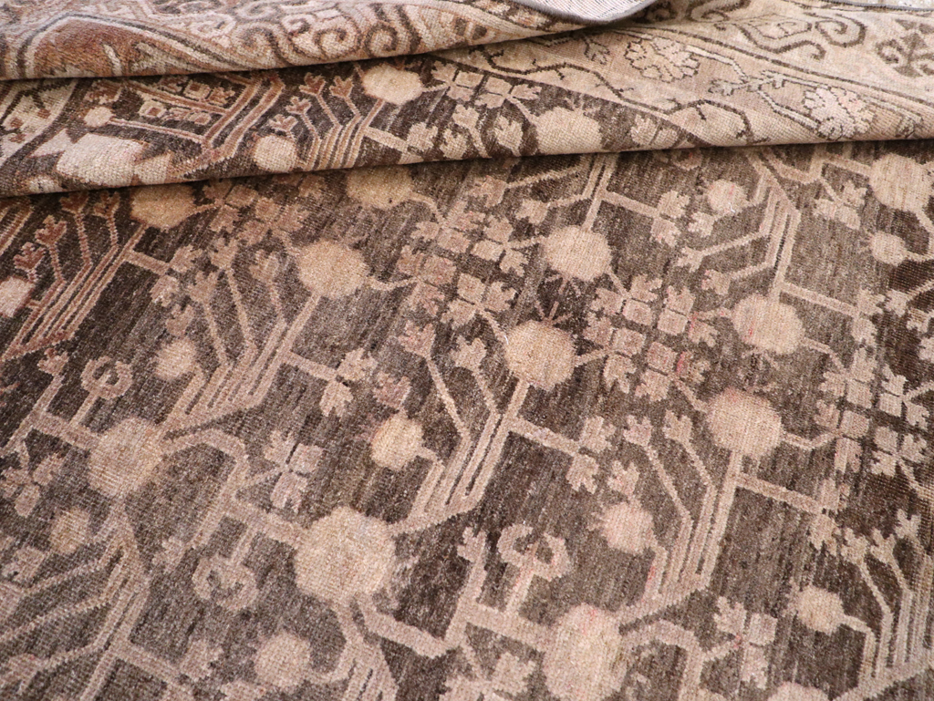 Vintage East Turkestan Khotan Carpet, No.17887 - Galerie Shabab