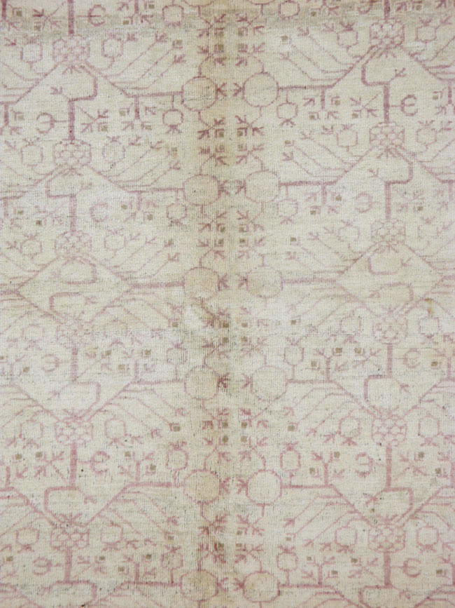 Vintage East Turkestan Khotan Carpet, No.17892 - Galerie Shabab