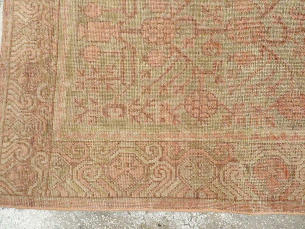 Vintage East Turkestan Khotan Carpet, No.17895 - Galerie Shabab