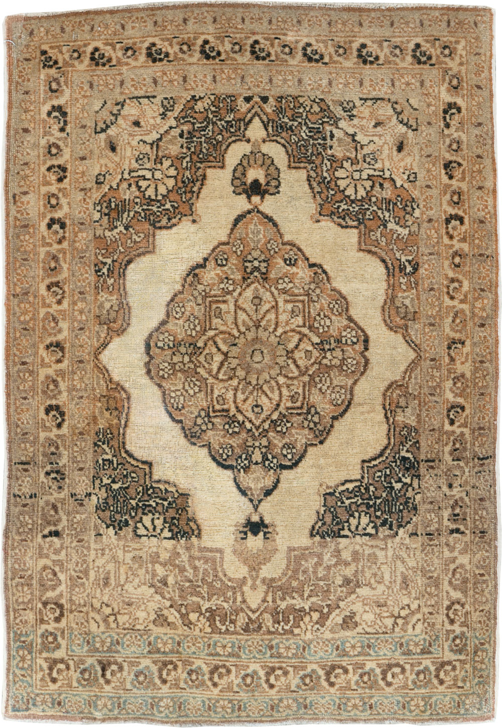 Antique Persian Tabriz Hagi Jalili Rug, No.17919 - Galerie Shabab