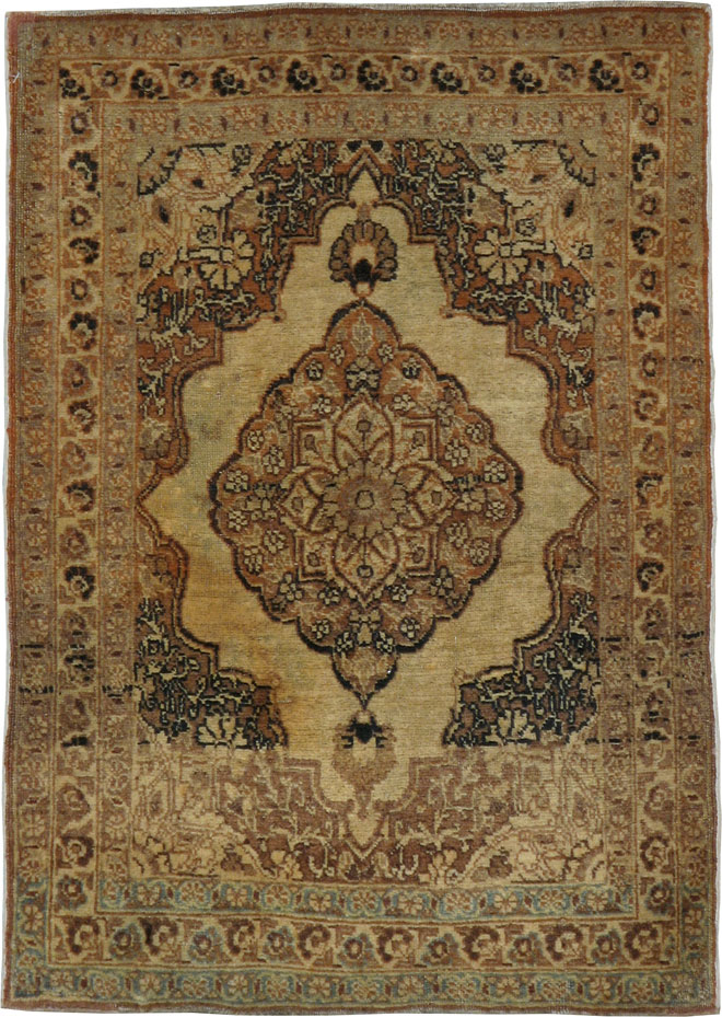 Antique Persian Tabriz Hagi Jalili Rug, No.17919 - Galerie Shabab