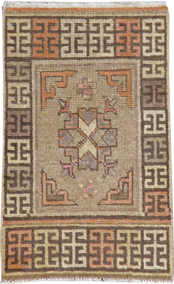 Antique East Turkestan Khotan Rug, No.17922 - Galerie Shabab