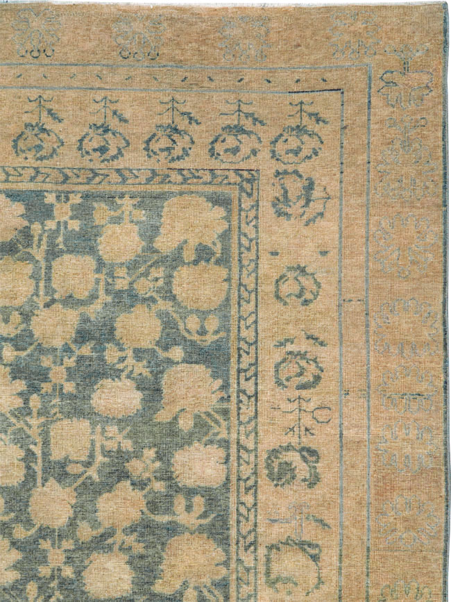 Large Antique Khotan Carpet, No.17926 - Galerie Shabab