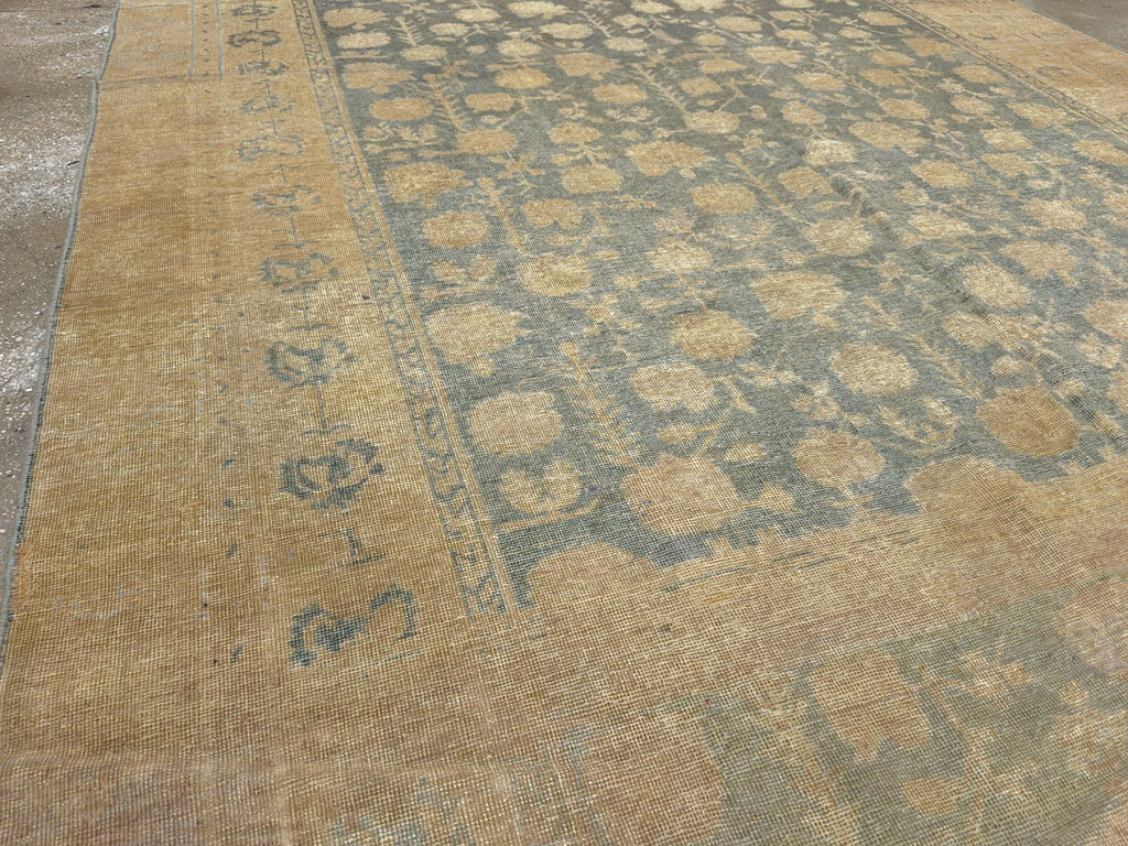 Antique East Turkestan Khotan Carpet, No.17926 - Galerie Shabab