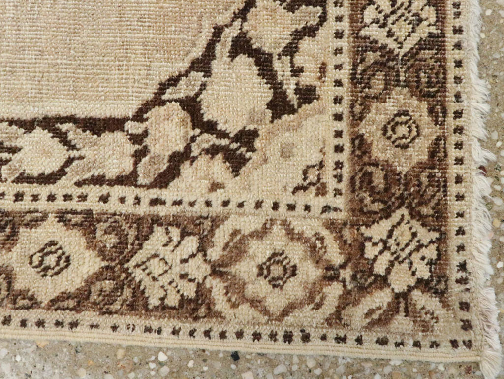 Antique Persian Tabriz Rug, No.17934 - Galerie Shabab