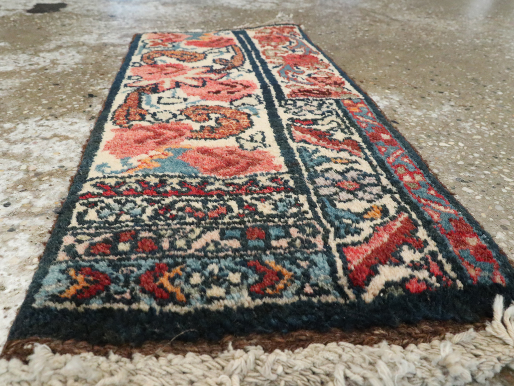 Vintage Persian Bidjar Sampler Rug, No.17936 - Galerie Shabab