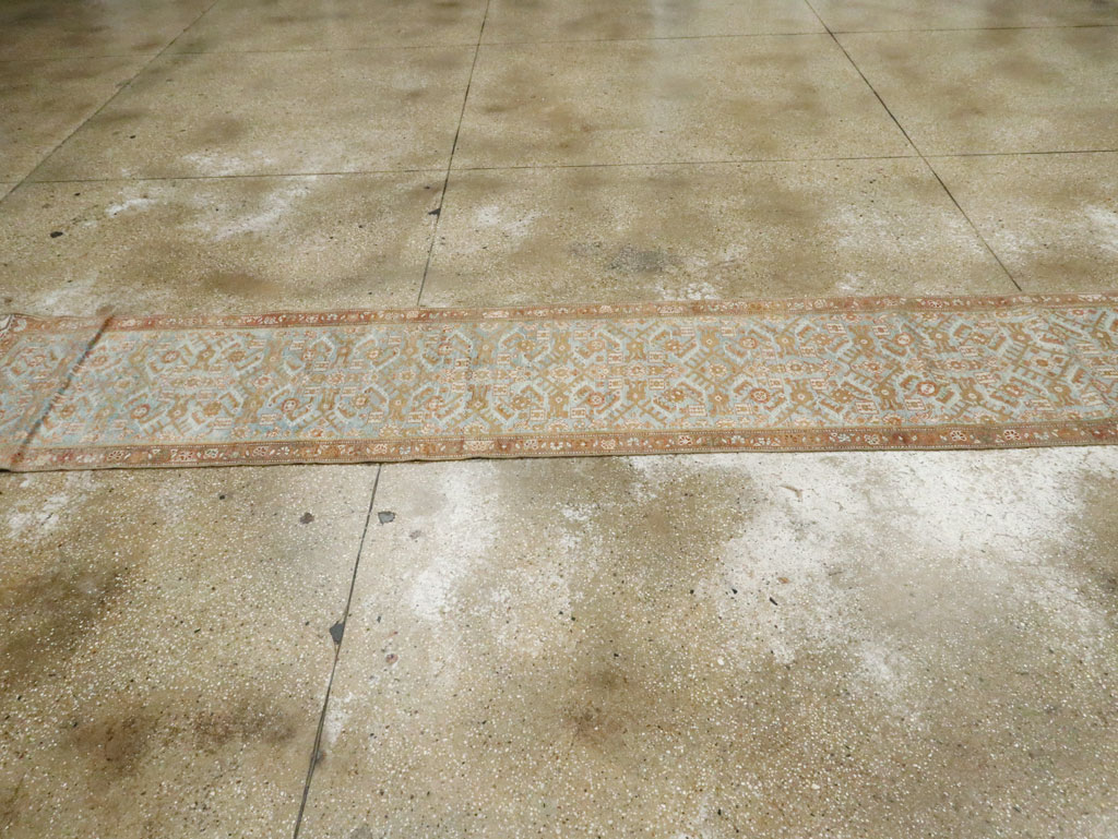 Vintage Persian Malayer Runner, No.17944 - Galerie Shabab