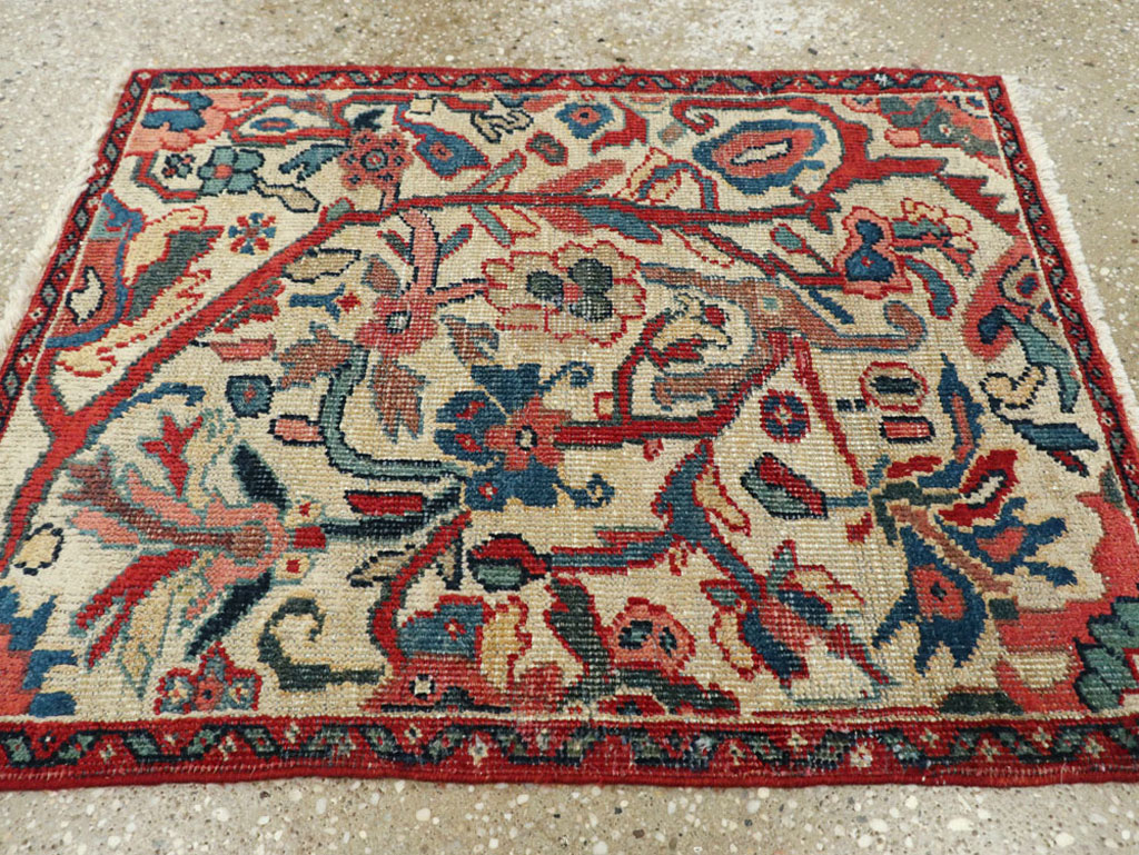 Antique Persian Mahal Rug, No.17947 - Galerie Shabab
