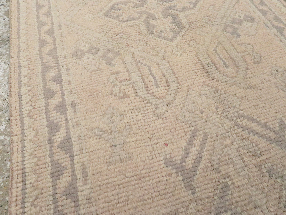 Antique Turkish Oushak Runner, No.17965 - Galerie Shabab