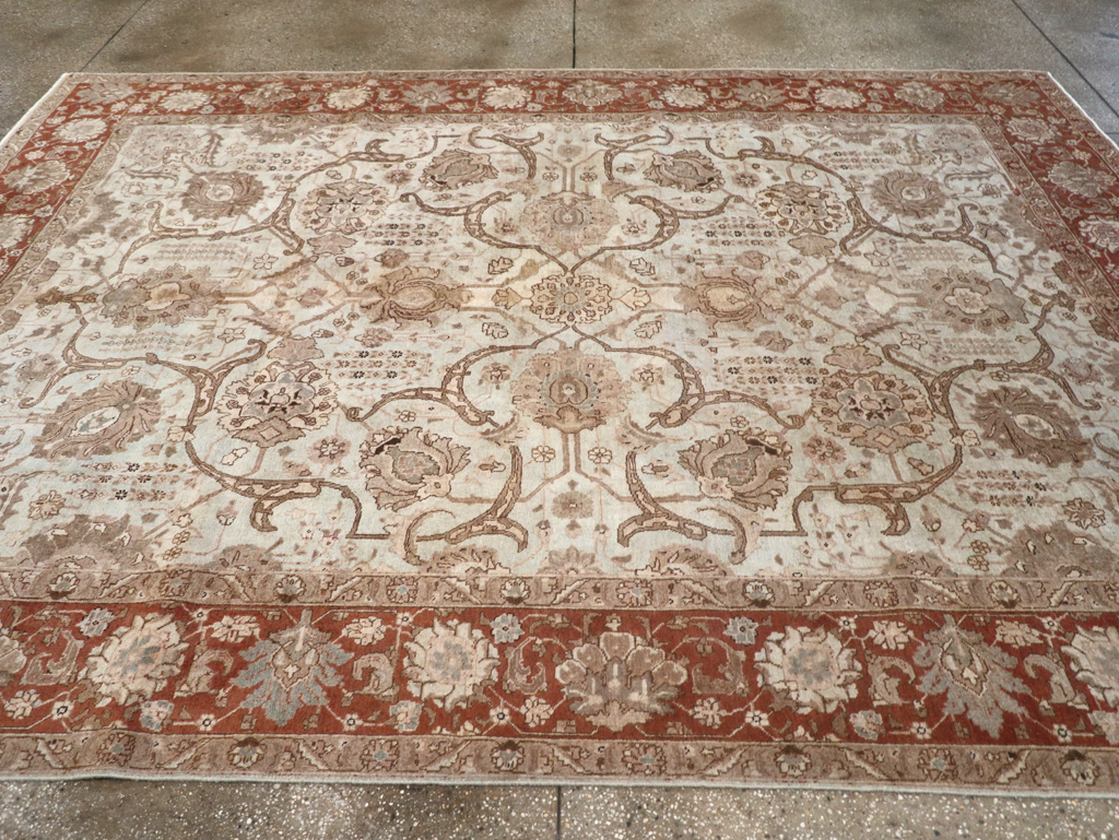 Antique Persian Tabriz Carpet, No.17986 - Galerie Shabab