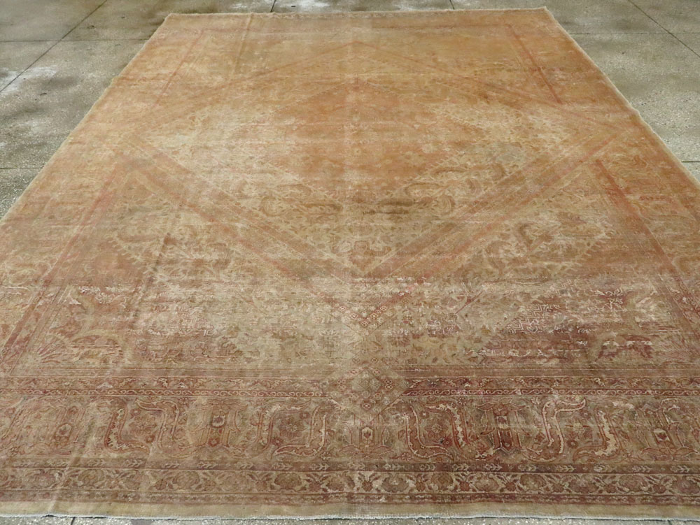 Vintage Turkish Sivas Carpet, No.17988 - Galerie Shabab