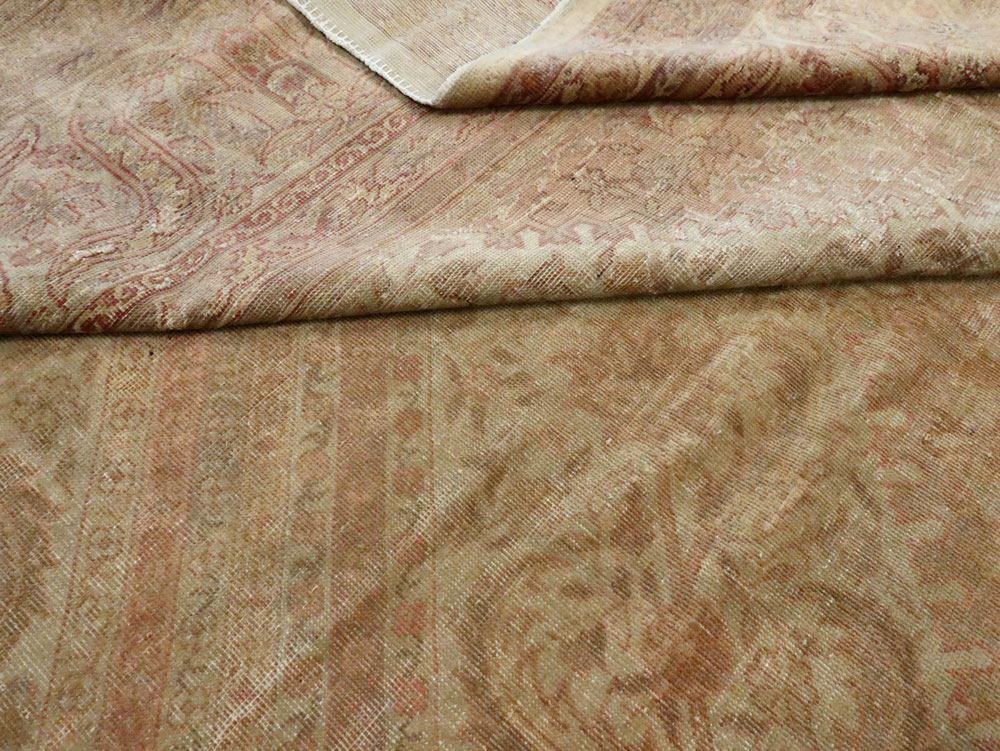 Vintage Turkish Sivas Carpet, No.17988 - Galerie Shabab