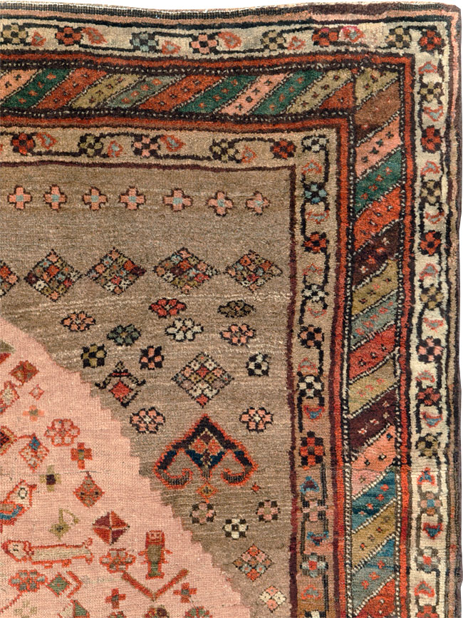 Antique Persian Bidjar Rug, No.18001 - Galerie Shabab