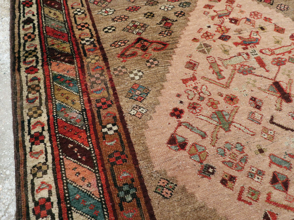 Antique Persian Bidjar Rug, No.18001 - Galerie Shabab