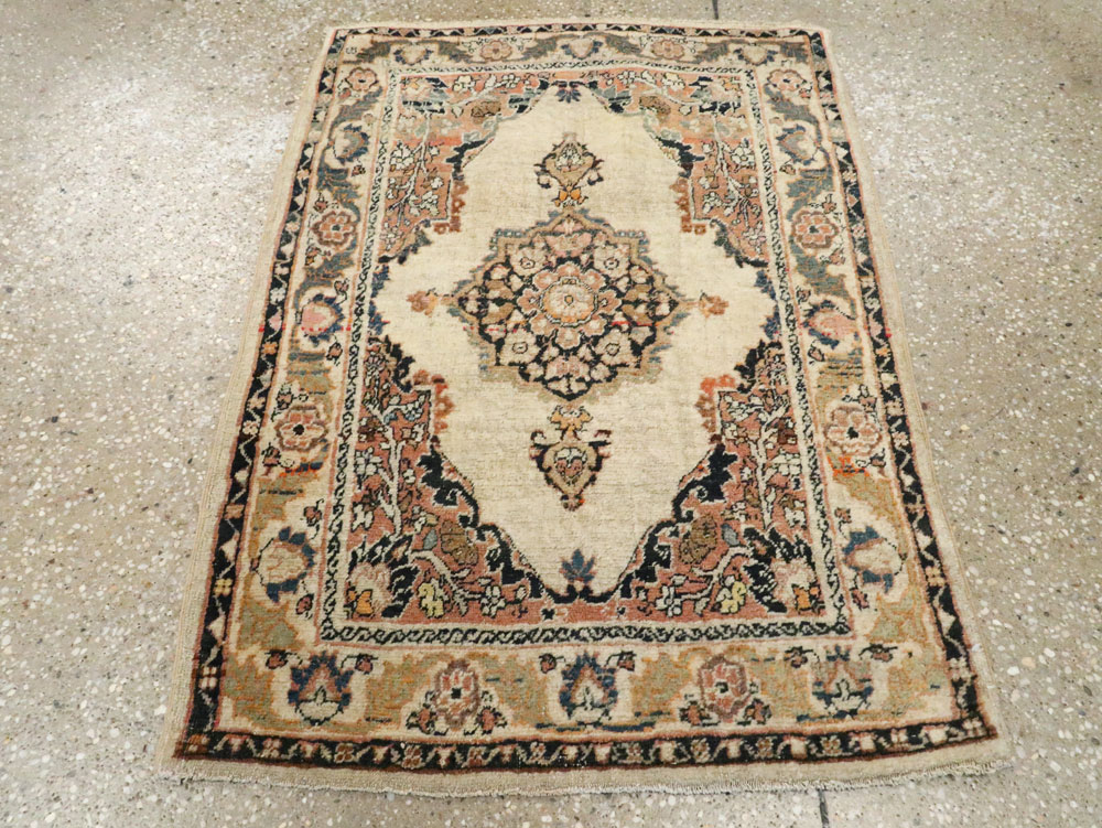 Antique Persian Tabriz Hagi Jalili Rug, No.18021 - Galerie Shabab