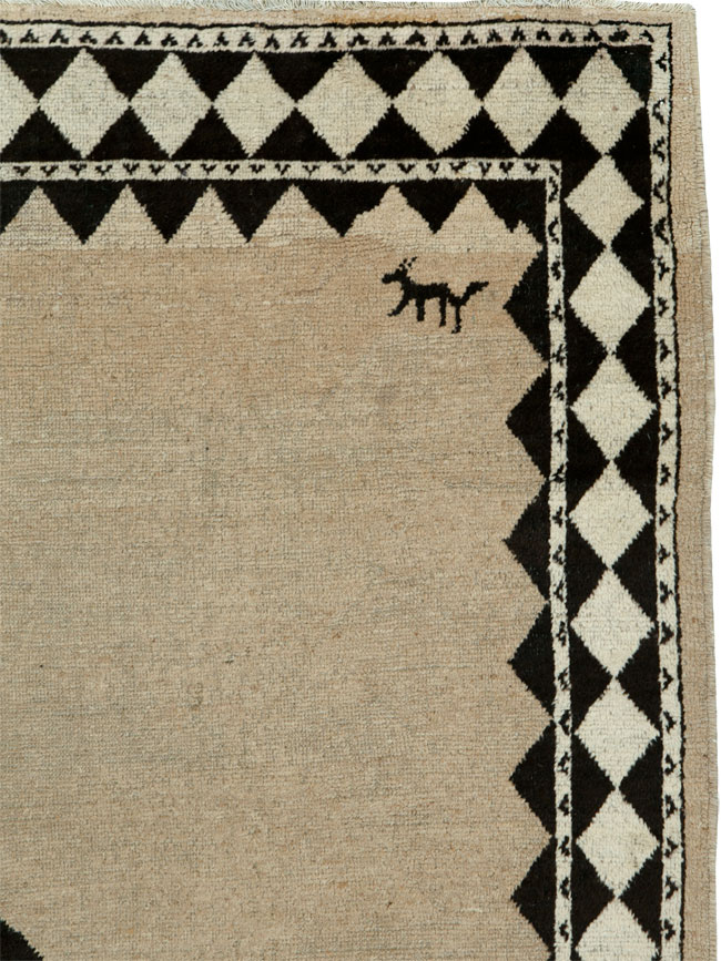 Vintage Persian Gabbeh Rug, No.18029 - Galerie Shabab
