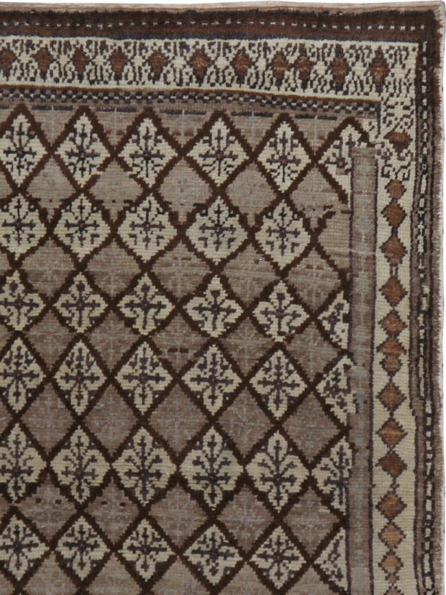 Vintage Anatolian Rug, No.18035 - Galerie Shabab