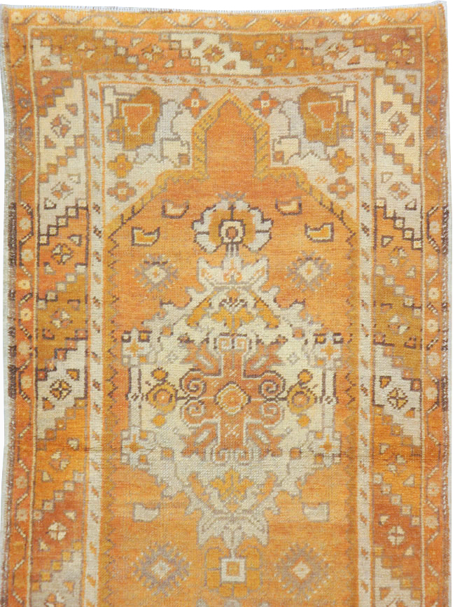 Antique Turkish Oushak Runner, No.18037 - Galerie Shabab