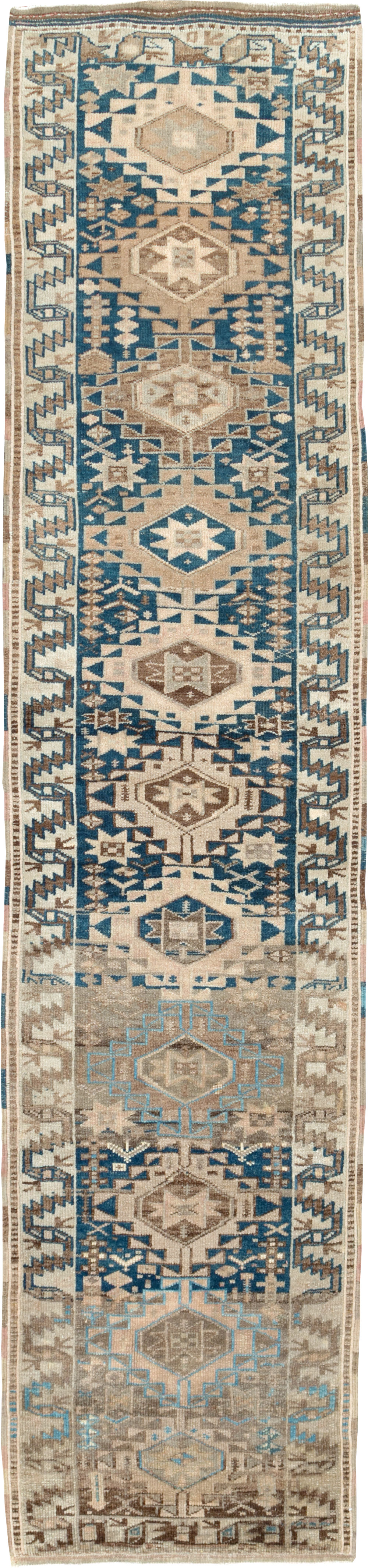 Vintage Turkish Oushak Runner, No.18045 - Galerie Shabab