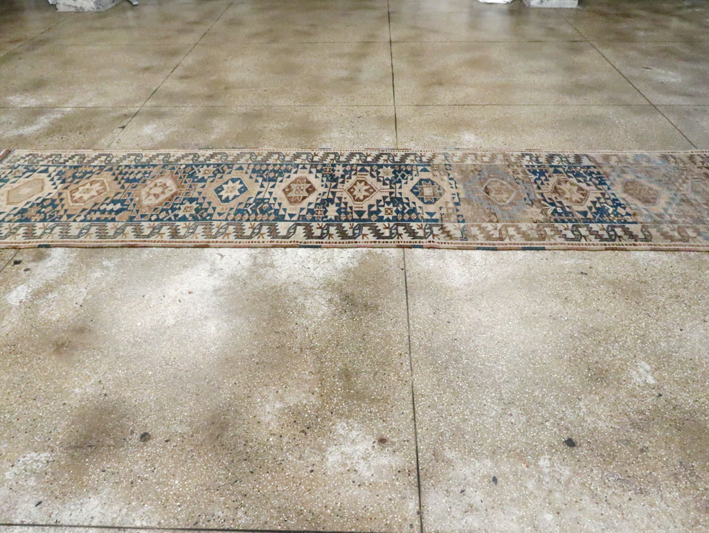 Vintage Turkish Oushak Runner, No.18045 - Galerie Shabab