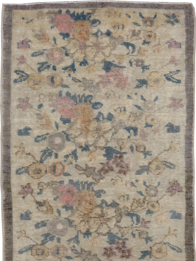 Vintage Anatolian Runner, No.18046 - Galerie Shabab