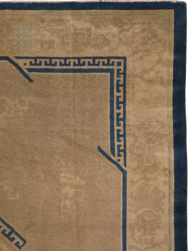 Antique Peking Rug, No.18050 - Galerie Shabab