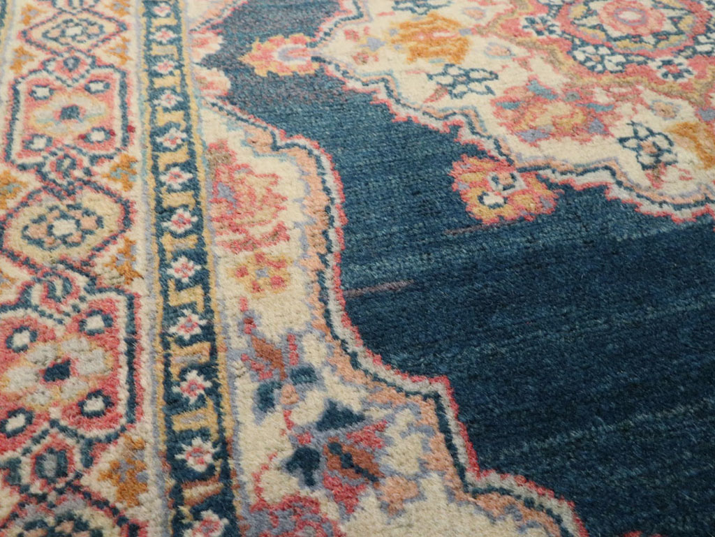 Antique Persian Tabriz Hagi Jalili Rug, No.18052 - Galerie Shabab
