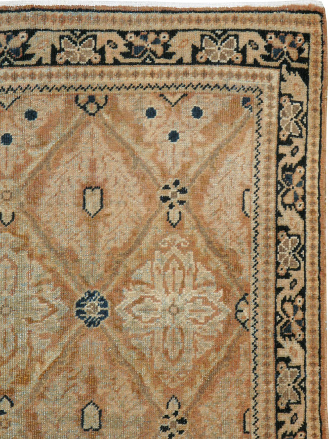 Antique Persian Mahal Rug, No.18061 - Galerie Shabab